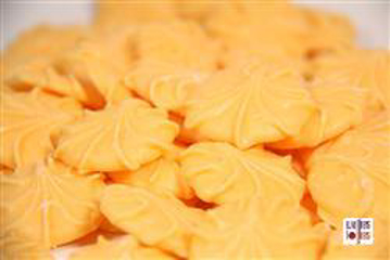 Caramel Whirls in 1kg bag