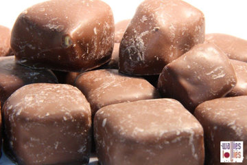 Choc Honeycomb in 9kg carton