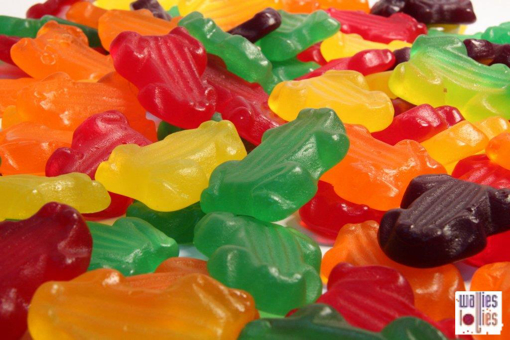 Mixed Fruity Frogs in 8kg carton